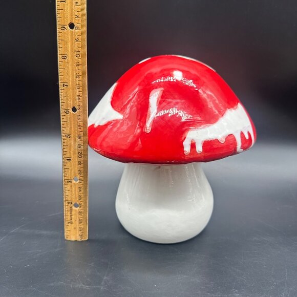 Vintage Mushroom Toadstool Figurine Red White Ceramic Decor Retro Kitsch Cottage - Picture 11 of 11